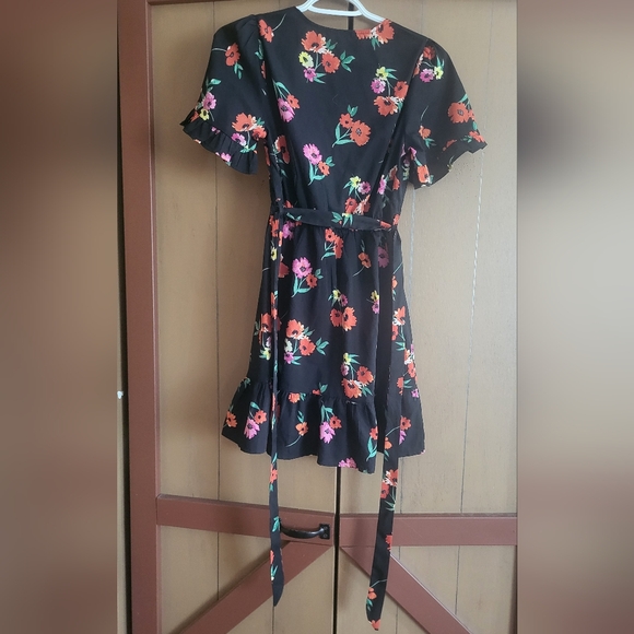 Floral Dress - Picture 2 of 3